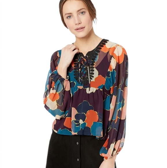 BCBGeneration Babydoll Floral Sheer Top - Picture 2 of 12